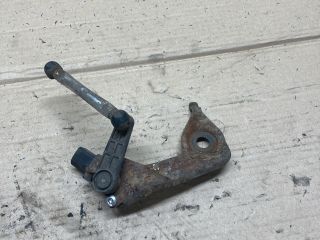 bontott AUDI A5 Hátsó Xenon Szintszabályzó Jeladó