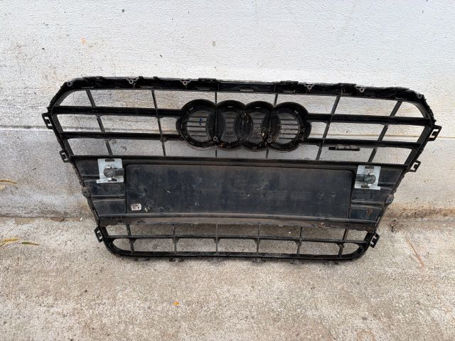 bontott AUDI A5 Hűtőrács