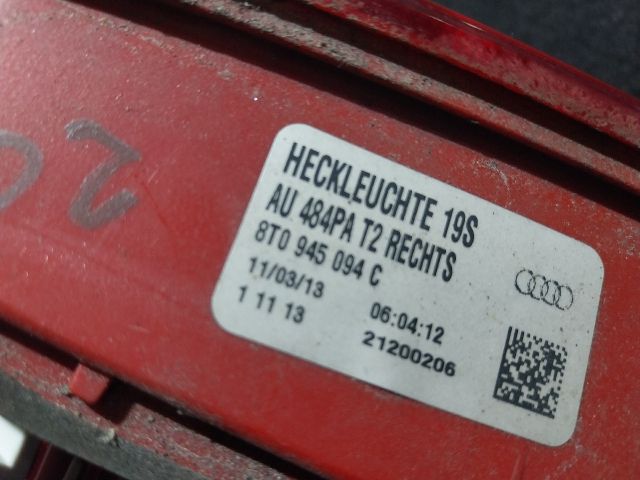 bontott AUDI A5 Jobb Belső Hátsó Lámpa