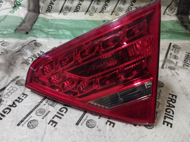 bontott AUDI A5 Jobb Belső Hátsó Lámpa