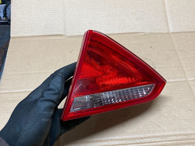 bontott AUDI A5 Jobb Belső Hátsó Lámpa