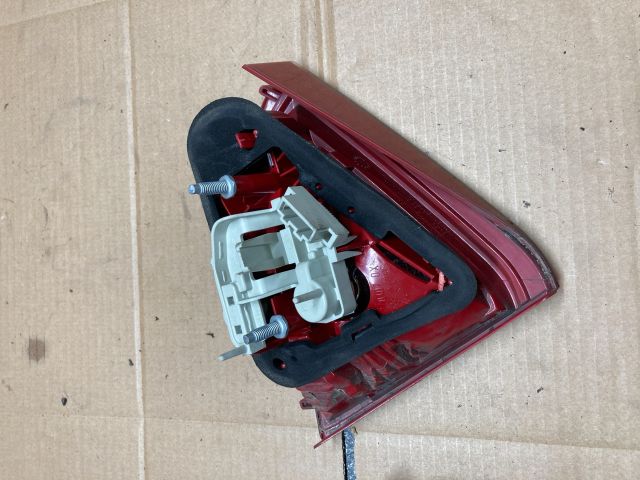 bontott AUDI A5 Jobb Belső Hátsó Lámpa