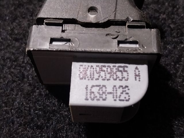 bontott AUDI A5 Jobb első Ablakemelő Kapcsoló