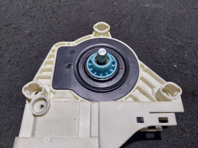 bontott AUDI A5 Jobb első Ablakemelő Motor