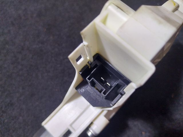 bontott AUDI A5 Jobb első Ablakemelő Motor