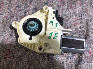 bontott AUDI A5 Jobb első Ablakemelő Motor