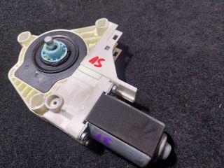 bontott AUDI A5 Jobb első Ablakemelő Motor