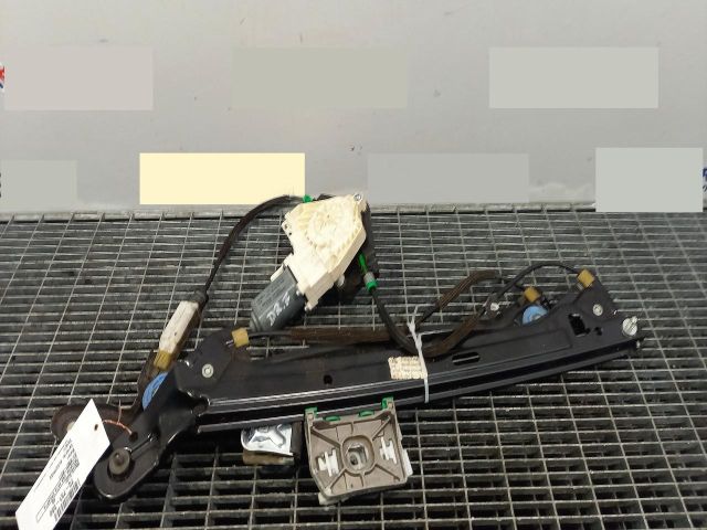 bontott AUDI A5 Jobb első Ablakemelő Szerkezet (Elektromos)