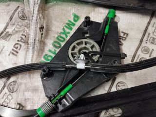 bontott AUDI A5 Jobb első Ablakemelő Szerkezet (Elektromos)