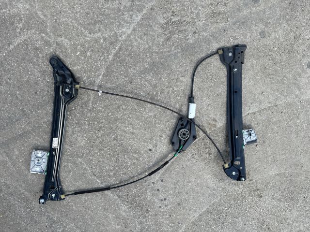 bontott AUDI A5 Jobb első Ablakemelő Szerkezet (Elektromos)