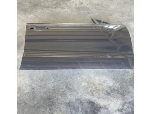 bontott AUDI A5 Jobb első Ajtó (Üres lemez)