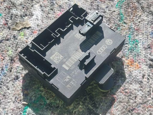 bontott AUDI A5 Jobb első Ajtó Vezérlőegység