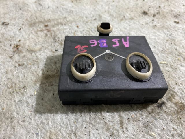 bontott AUDI A5 Jobb első Ajtó Vezérlőegység