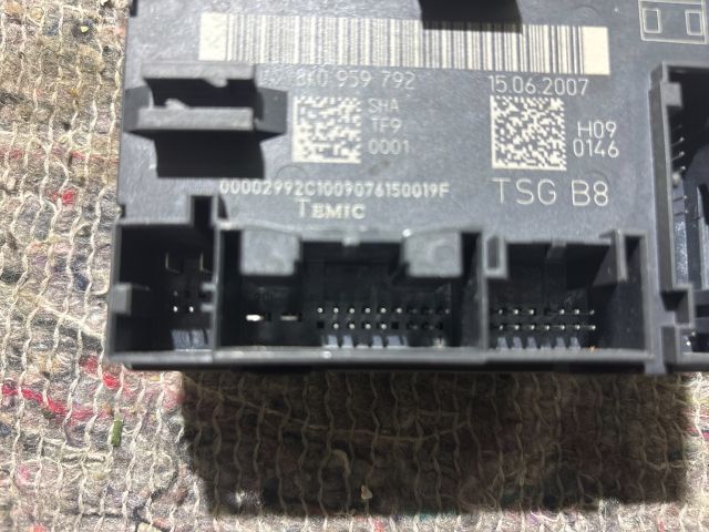 bontott AUDI A5 Jobb első Ajtó Vezérlőegység