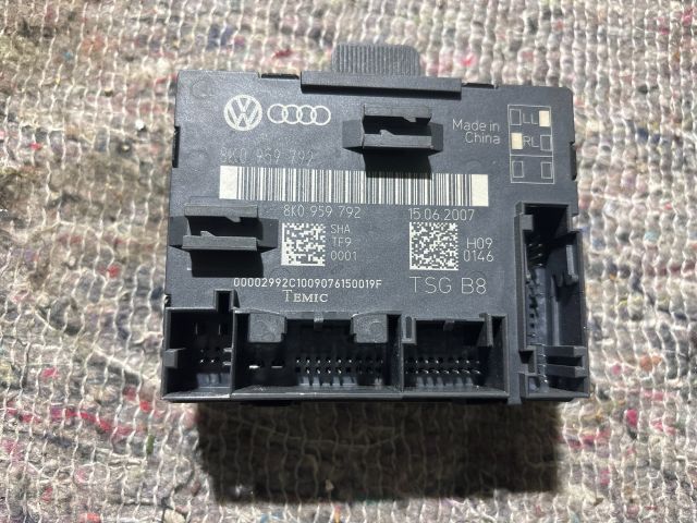 bontott AUDI A5 Jobb első Ajtó Vezérlőegység