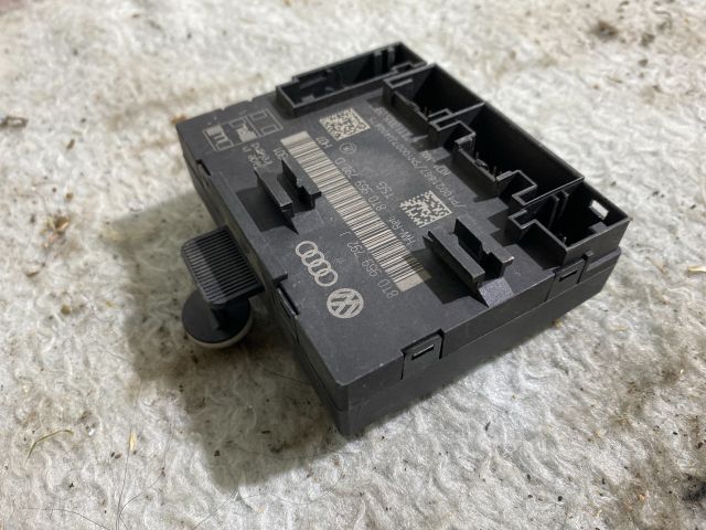 bontott AUDI A5 Jobb első Ajtó Vezérlőegység