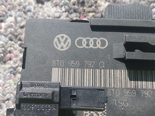 bontott AUDI A5 Jobb első Ajtó Vezérlőegység