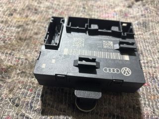 bontott AUDI A5 Jobb első Ajtó Vezérlőegység