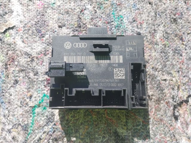 bontott AUDI A5 Jobb első Ajtó Vezérlőegység