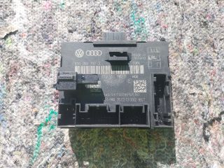 bontott AUDI A5 Jobb első Ajtó Vezérlőegység