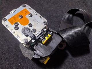 bontott AUDI A5 Jobb első Biztonsági Öv