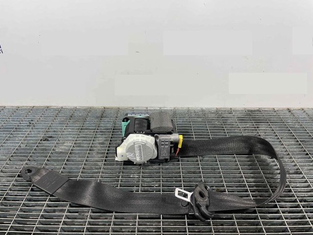 bontott AUDI A5 Jobb első Biztonsági Öv