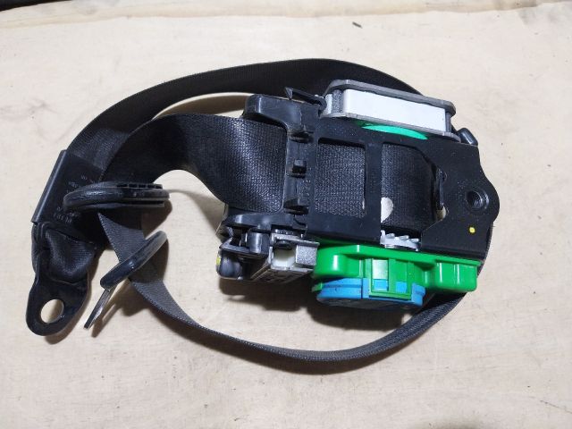 bontott AUDI A5 Jobb első Biztonsági Öv