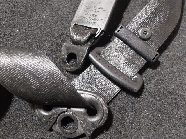 bontott AUDI A5 Jobb első Biztonsági Öv