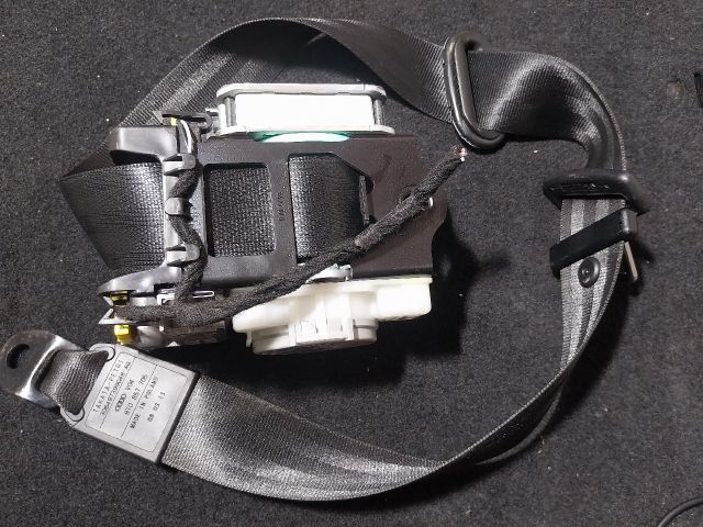 bontott AUDI A5 Jobb első Biztonsági Öv