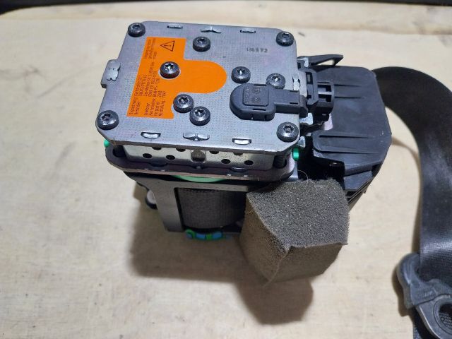 bontott AUDI A5 Jobb első Biztonsági Öv