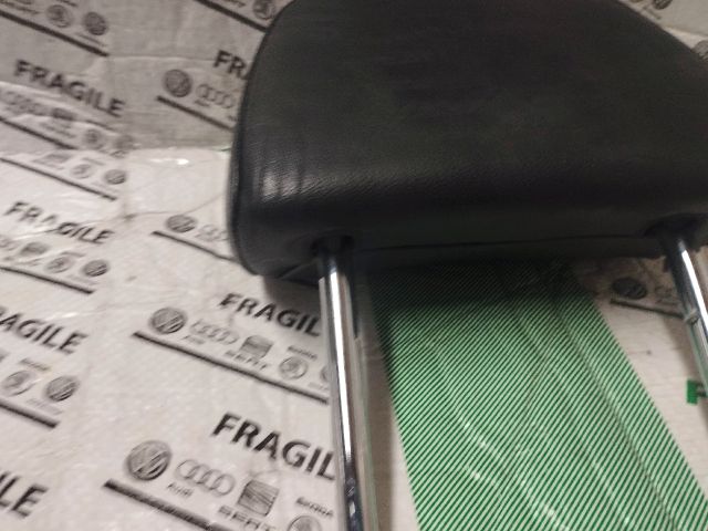 bontott AUDI A5 Jobb első Fejtámla