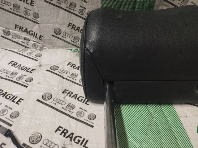 bontott AUDI A5 Jobb első Fejtámla