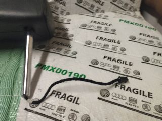 bontott AUDI A5 Jobb első Fejtámla