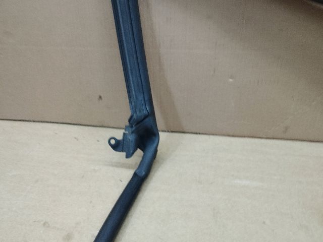 bontott AUDI A5 Jobb első Gumikéder