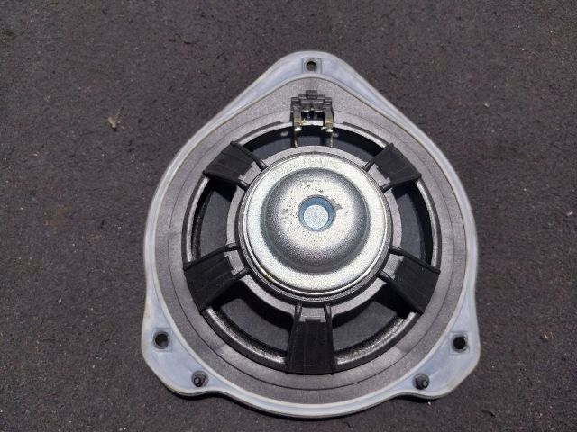 bontott AUDI A5 Jobb első Hangszóró