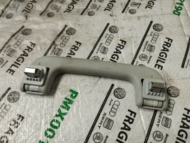 bontott AUDI A5 Jobb első Kapaszkodó (Felső)