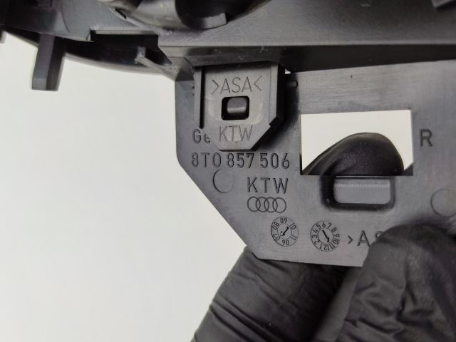 bontott AUDI A5 Jobb első Kis Hangszóró Burkolat