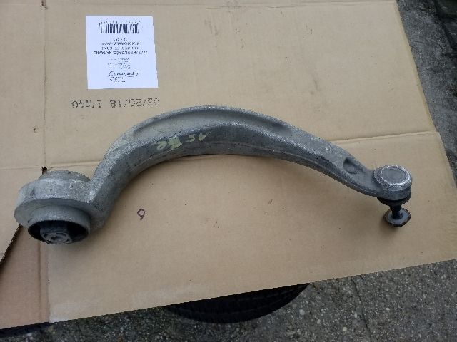 bontott AUDI A5 Jobb első Lengőkar