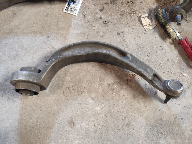 bontott AUDI A5 Jobb első Lengőkar