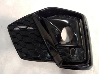 bontott AUDI A5 Jobb első Lökhárító Vakborítás