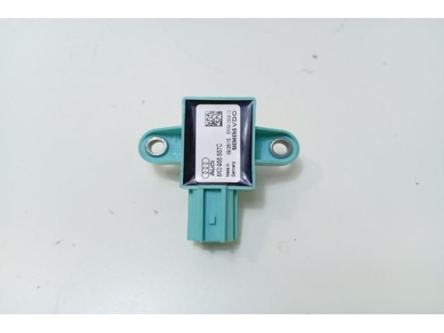 bontott AUDI A5 Jobb első Oldal Ütközés Érzékelő