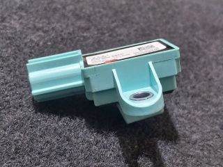 bontott AUDI A5 Jobb első Oldal Ütközés Érzékelő