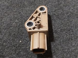 bontott AUDI A5 Jobb első Oldal Ütközés Érzékelő