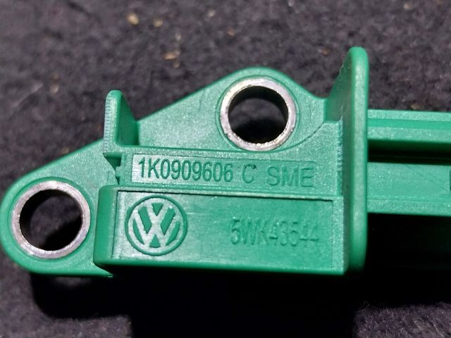 bontott AUDI A5 Jobb első Oldal Ütközés Érzékelő