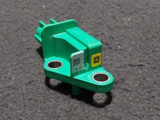 bontott AUDI A5 Jobb első Oldal Ütközés Érzékelő