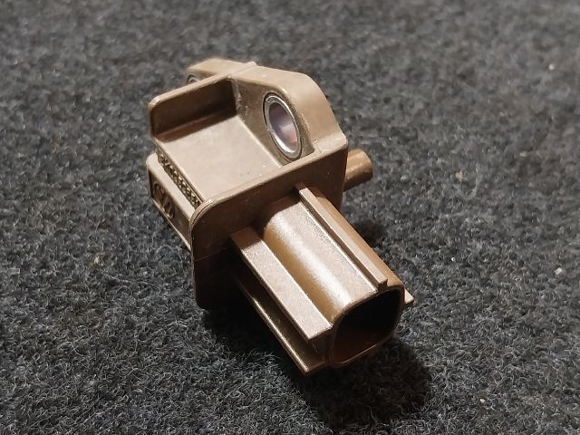 bontott AUDI A5 Jobb első Oldal Ütközés Érzékelő