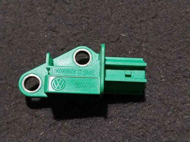 bontott AUDI A5 Jobb első Oldal Ütközés Érzékelő