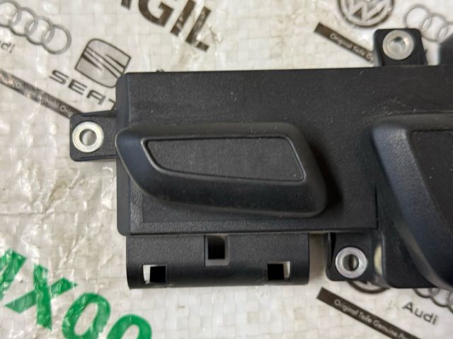 bontott AUDI A5 Jobb első Ülésállító Kapcsoló