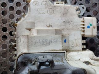 bontott AUDI A5 Jobb első Zsanér