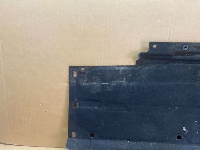 bontott AUDI A5 Jobb Fenéklemez